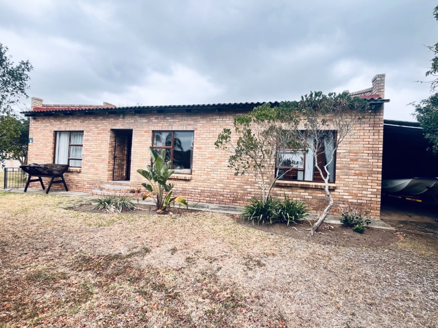 2 Bedroom Property for Sale in Noorsekloof Eastern Cape